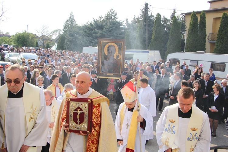 Powitanie ikony MB Częstochowskiej w Błoniu