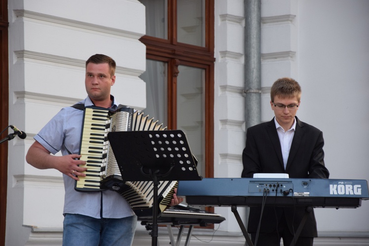 Festiwal Pieśni Maryjnej w Szymanowie