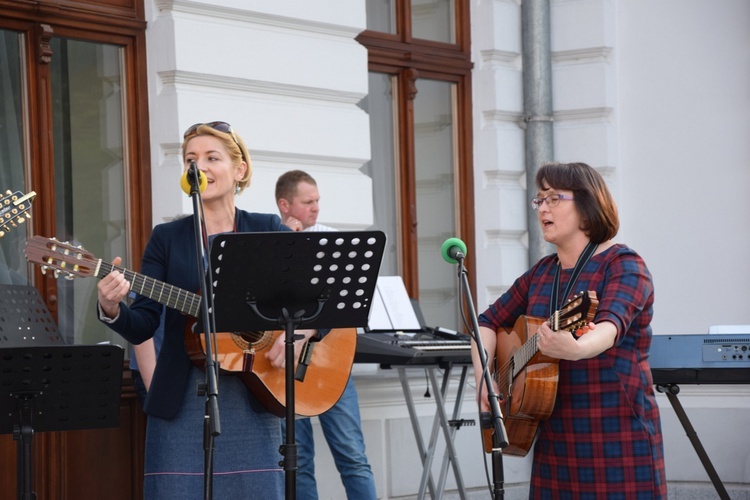 Festiwal Pieśni Maryjnej w Szymanowie