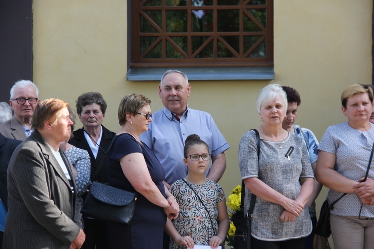 Powitanie ikony MB Częstochowskiej w Leźnicy Małej