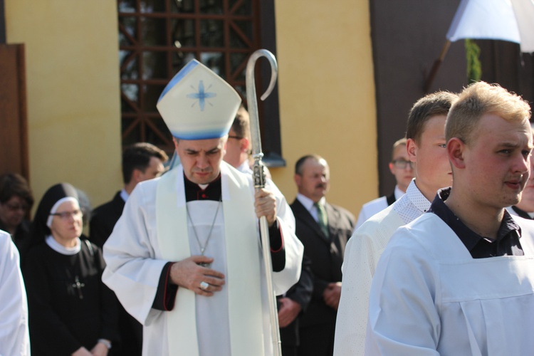 Powitanie ikony MB Częstochowskiej w Leźnicy Małej