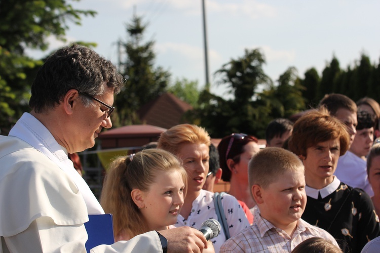 Powitanie ikony MB Częstochowskiej w Leźnicy Małej