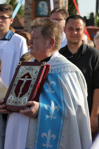 Powitanie ikony MB Częstochowskiej w Leźnicy Małej