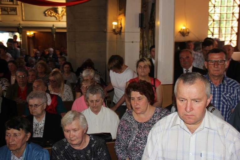 Powitanie ikony MB Częstochowskiej w Leźnicy Małej