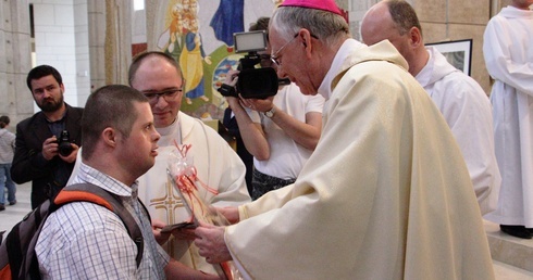 Nie ma różnicy między zdrowymi a cierpiącymi