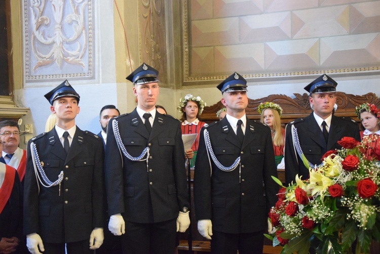 Powitanie ikony MB Częstochowskiej w parafii św. Andrzeja Apostoła w Łęczycy