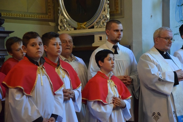 Powitanie ikony MB Częstochowskiej w parafii św. Andrzeja Apostoła w Łęczycy