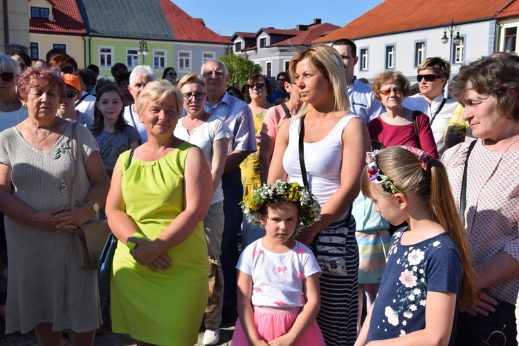 Powitanie ikony MB Częstochowskiej w parafii św. Andrzeja Apostoła w Łęczycy