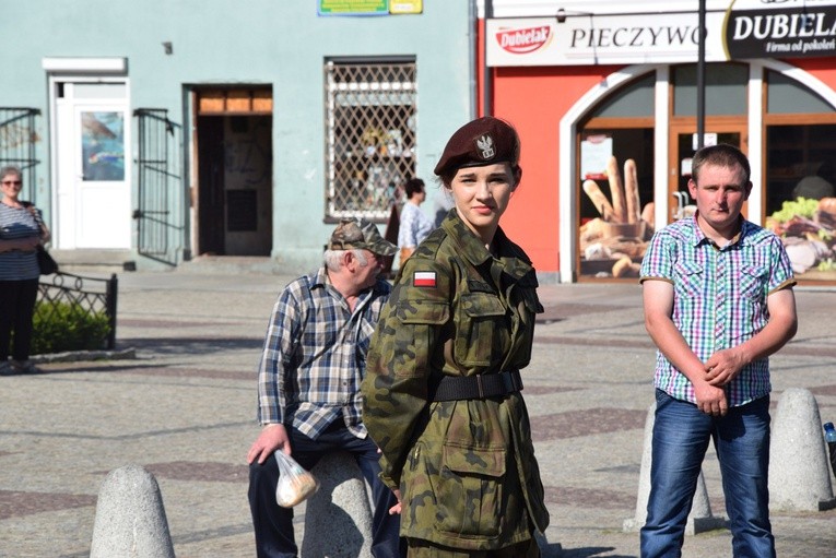 Powitanie ikony MB Częstochowskiej w parafii św. Andrzeja Apostoła w Łęczycy