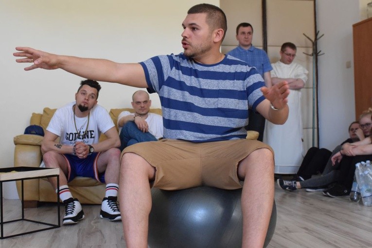 Tau w Inkubatorze 3M