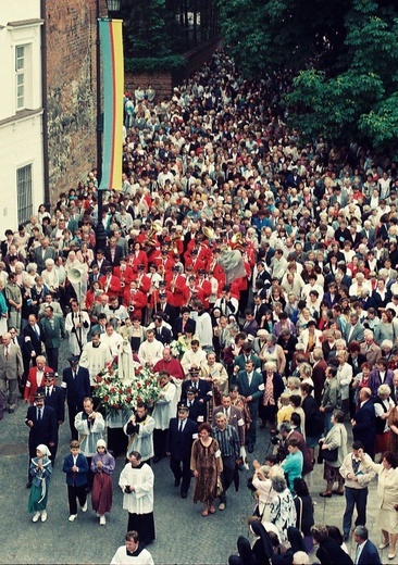 Nawiedzenie figury MB Fatimskiej w Płocku w 1996 r.