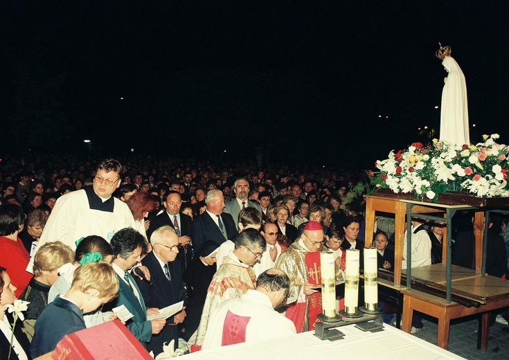 Nawiedzenie figury MB Fatimskiej w Płocku w 1996 r.