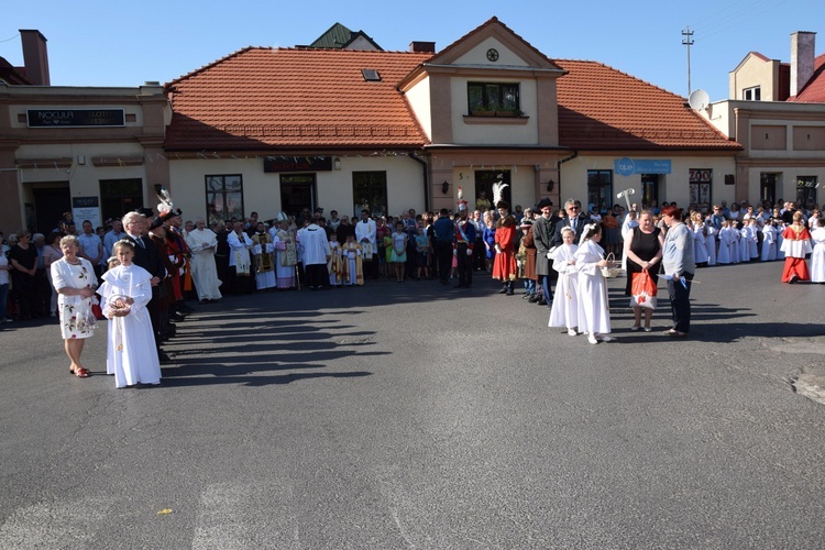 Powitanie ikony MB Częstochowskiej w parafii Niepokalanego Poczęcia NMP w Łęczycy