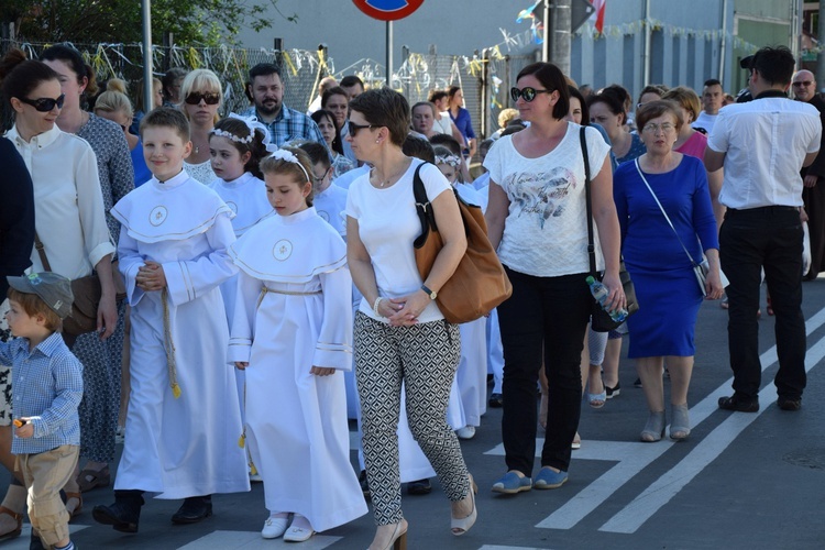 Powitanie ikony MB Częstochowskiej w parafii Niepokalanego Poczęcia NMP w Łęczycy