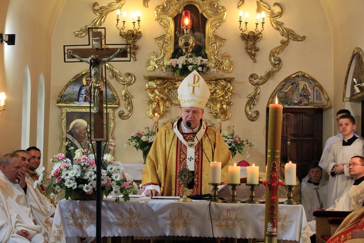 Jubileusze kapłańskie i... wymodlone sanktuarium