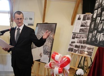 Wystawa "45 lat po pożarze czechowckiej rafinerii" w Żywcu