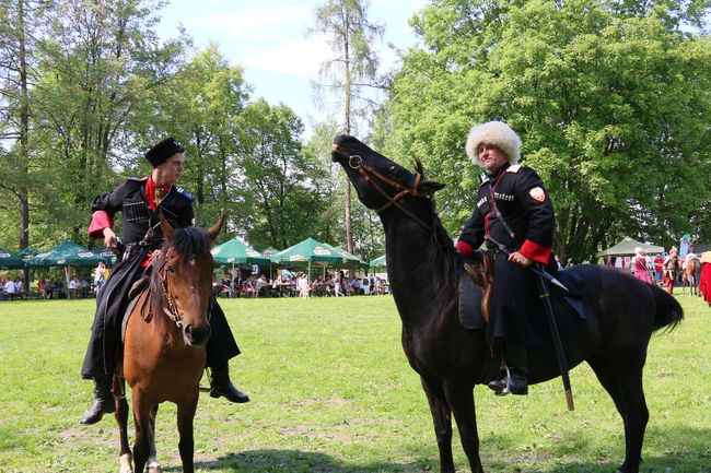 Historyczna majówka w Zawieprzycach