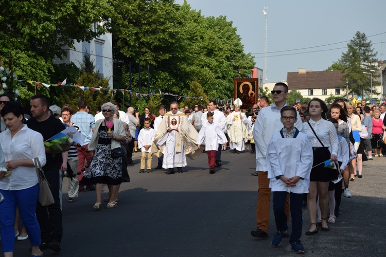 Powitanie ikony MB Częstochowskiej w Leśmierzu