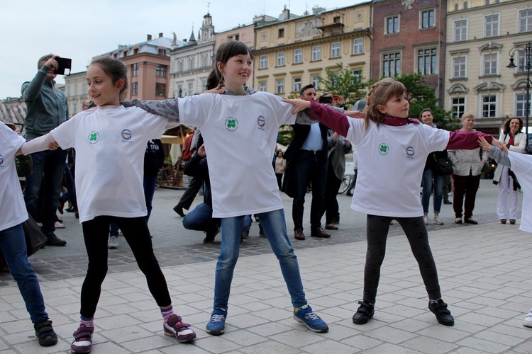 Fishmomb "Kraków tańczy dla Jana Pawła II" 2017