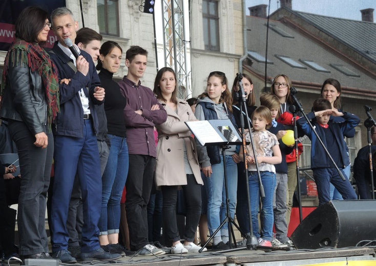 5. Chrześcijański Marsz dla Życia i Rodziny w Cieszynie cz. 1