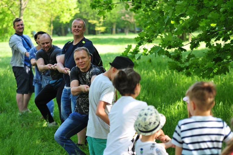 Zdjecia z festynu towarzyszącego 4. Wyścigowi Kaczek