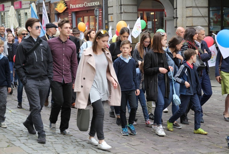 5. Chrześcijański Marsz dla Życia i Rodziny w Cieszynie cz. 2