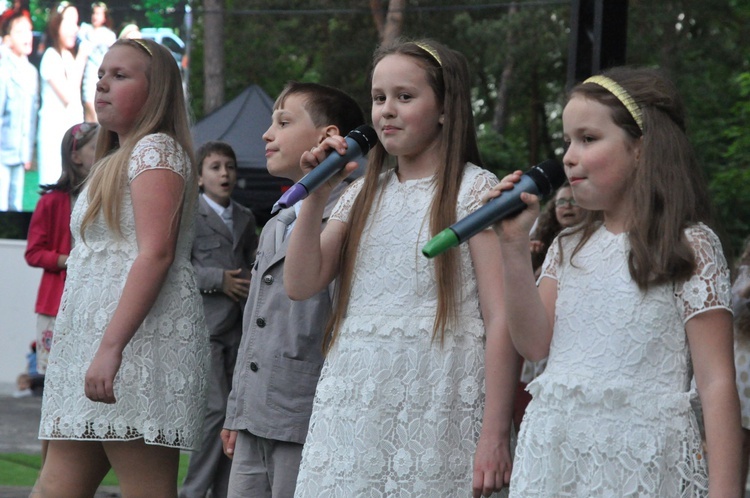 Jubileuszowy koncert Promyczków Dobra