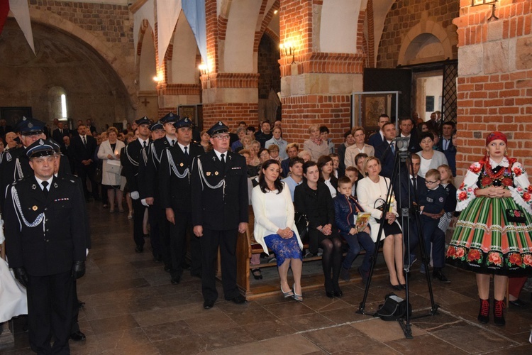 Powitanie ikony MB Częstochowskiej w Tumie