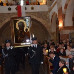 Powitanie ikony MB Częstochowskiej w Tumie