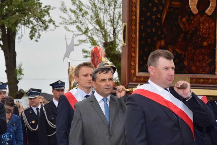 Powitanie ikony MB Częstochowskiej w Tumie