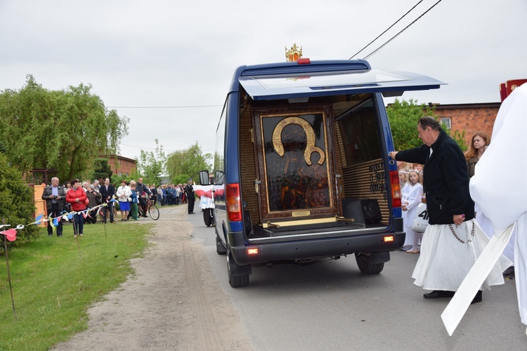 Powitanie ikony MB Częstochowskiej w Tumie