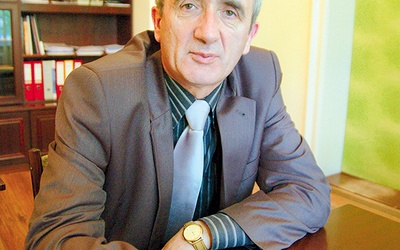 Tadeusz Dzwonkowski jest dyrektorem Archiwum Państwowego w Zielonej Górze.