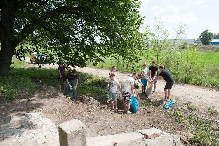 Kaplica Maria Hilf na granicy Piekar Śląskich i Bytomia 
