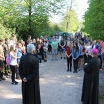 Marsz KSM na Wykus pożegnał bp Tomasik