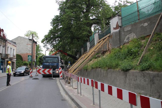 Remont otoczenia kraśnickiego kościoła