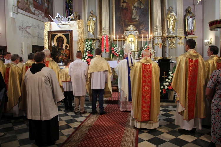 Powitanie ikony MB Częstochowskiej w Piątku