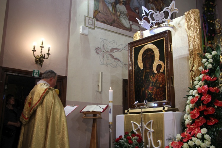 Powitanie ikony MB Częstochowskiej w Piątku