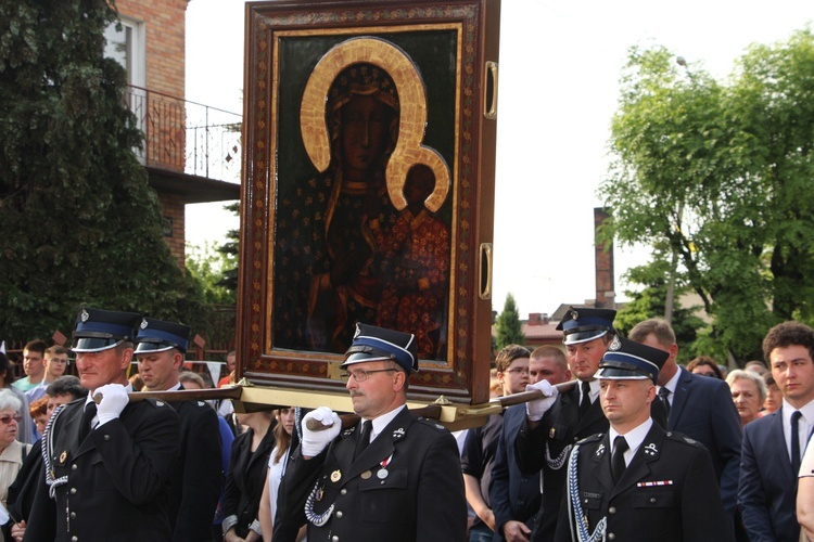 Powitanie ikony MB Częstochowskiej w Piątku