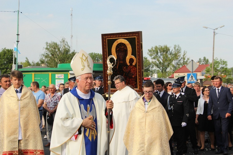 Powitanie ikony MB Częstochowskiej w Piątku