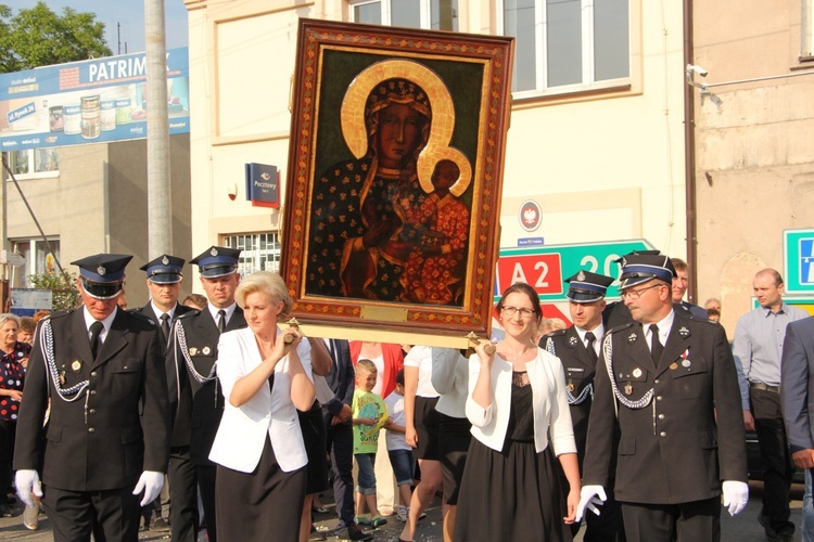 Powitanie ikony MB Częstochowskiej w Piątku