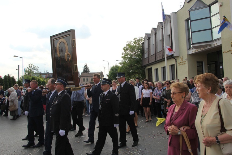 Powitanie ikony MB Częstochowskiej w Piątku