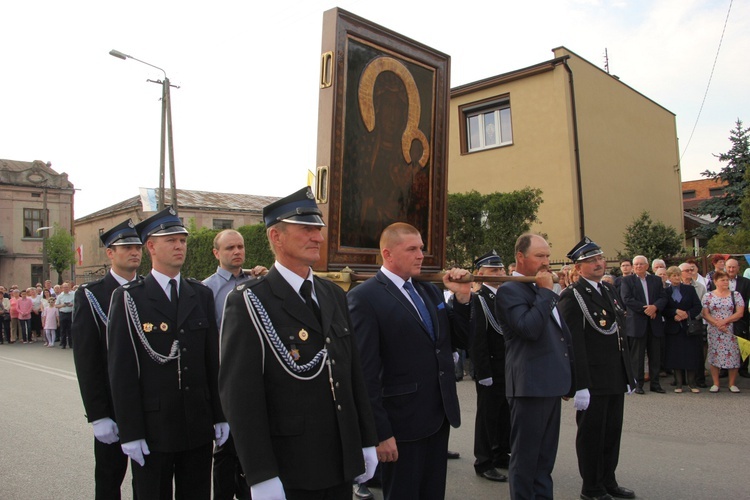 Powitanie ikony MB Częstochowskiej w Piątku