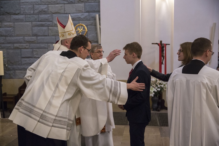 Bierzmowanie w kościele św. Marcina