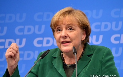 Merkel: religia należy do sfery publicznej