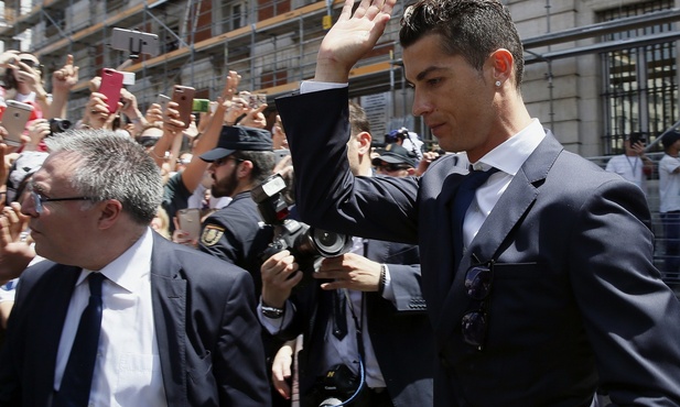 Media: Cristiano Ronaldo oszukał na 8 mln euro