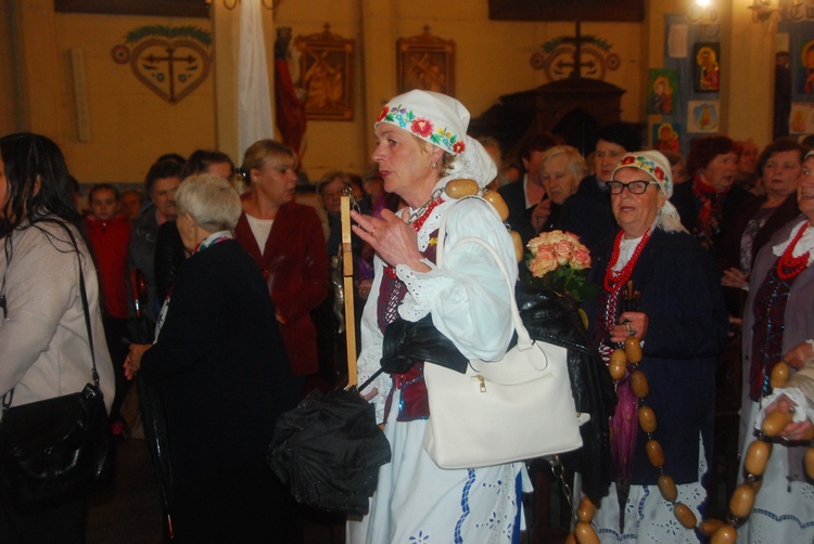 Powitanie ikony MB Częstochowskiej w Łękach Kościelnych