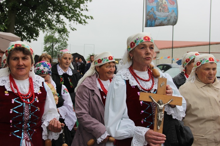 Powitanie ikony MB Częstochowskiej w Łękach Kościelnych