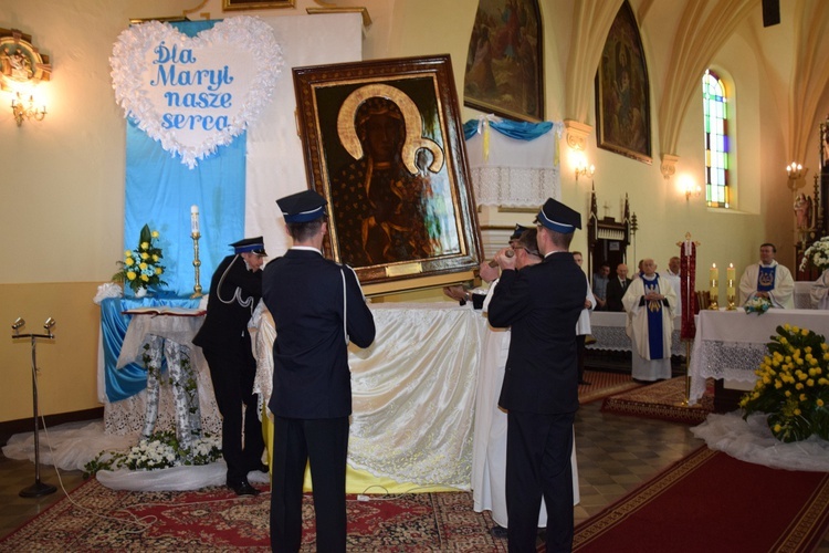 Powitanie ikony MB Częstochowskiej w Orłowie