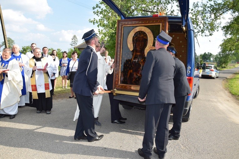 Powitanie ikony MB Częstochowskiej w Orłowie