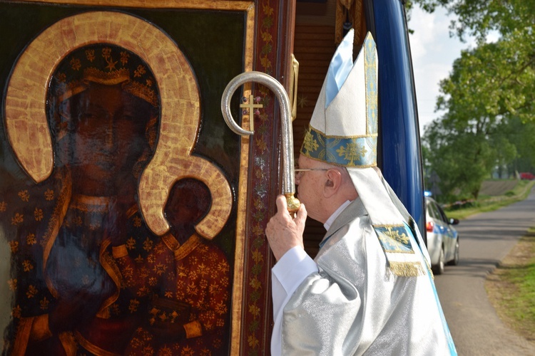 Powitanie ikony MB Częstochowskiej w Orłowie